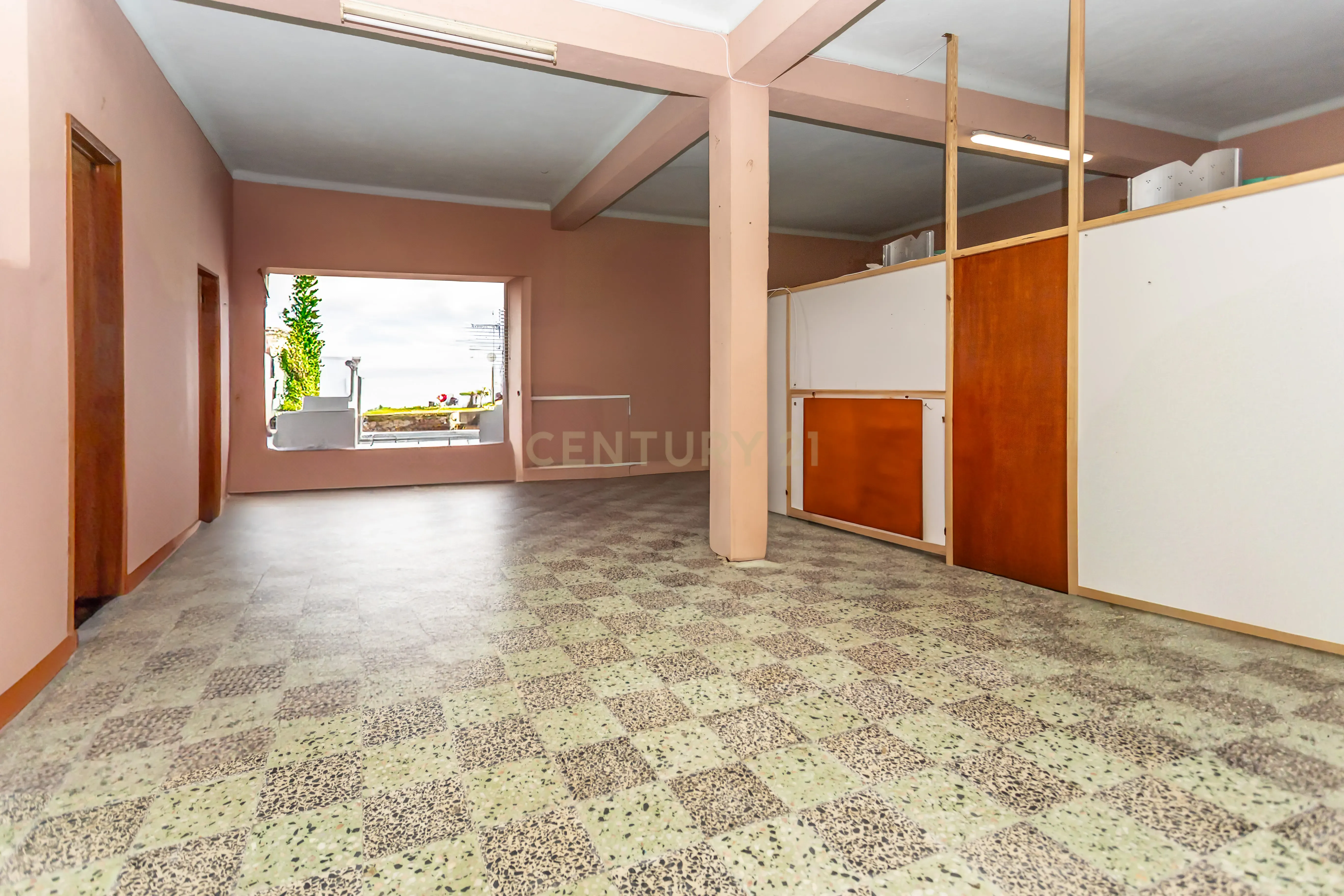 Oportunidade Única loft por 100.000€ a 15 minutos de Setúbal - Image 21