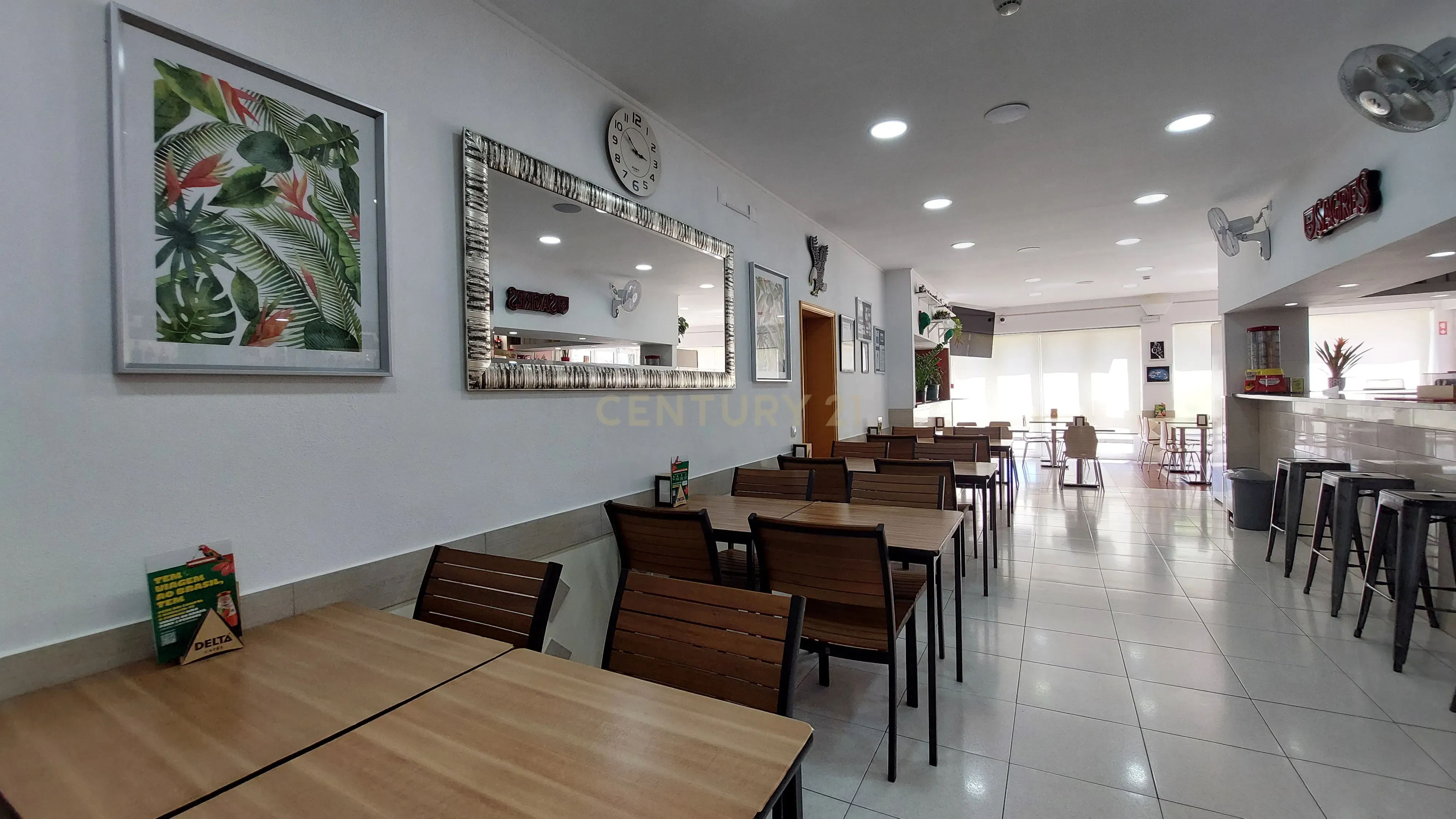 Fotografia 5 de Trespasse de Café/Restaurante Totalmente Equipado | Patacão – Faro