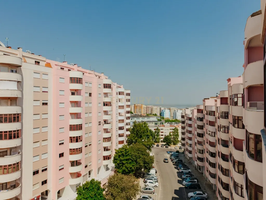Apartamento T2 para arrendamento na Póvoa de Santa Iria - Image 24