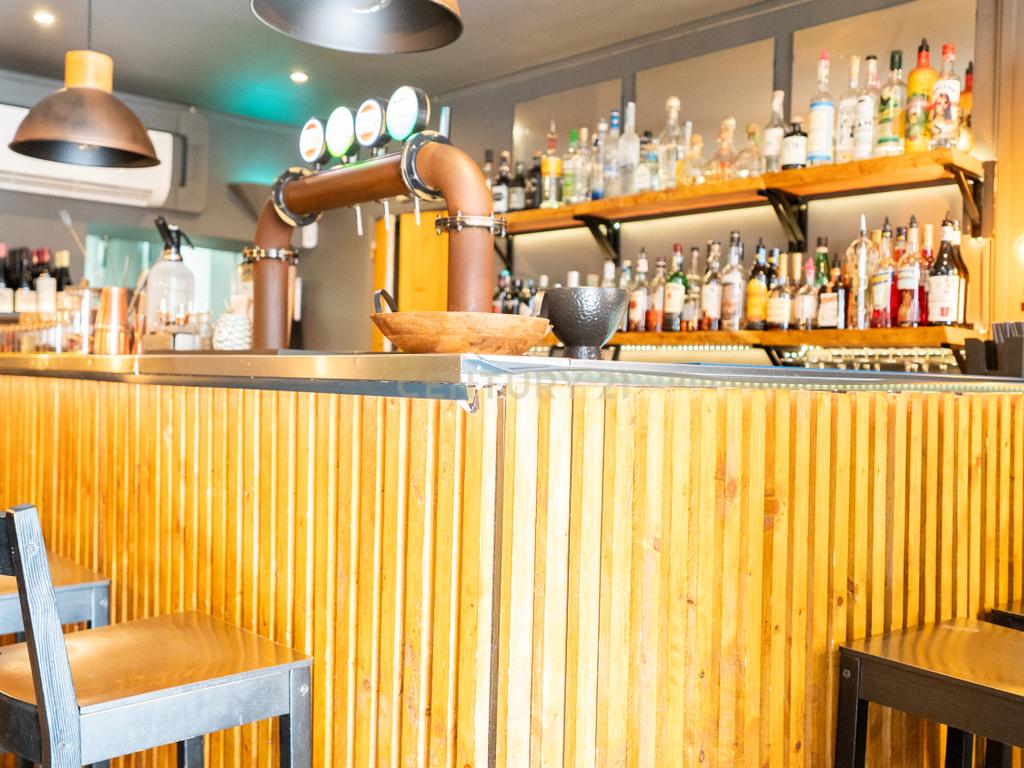 Restaurante Pronto a Funcionar na Emblemática Rua da Bica – Uma Oportunidade Única no Coração de Lisboa - Image 2