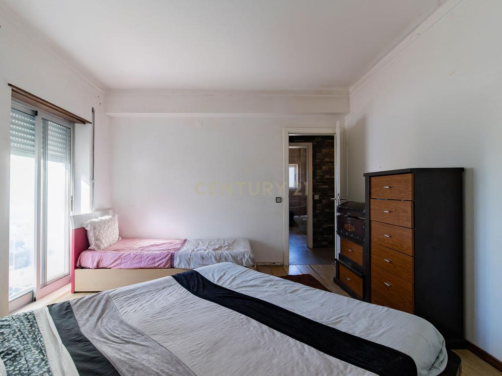 Apartamento Exclusivo | 129 m² de Área Útil + 22 m² de Anexos - Image 11