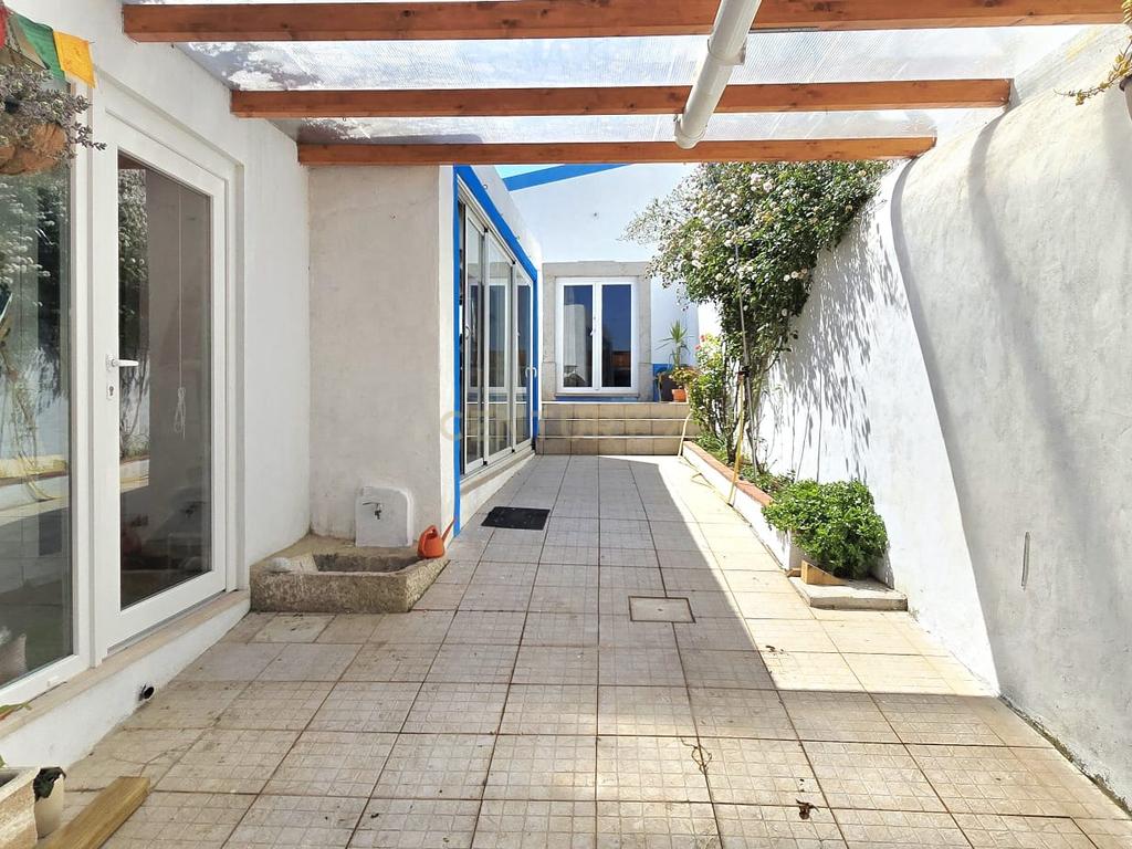 Moradia Renovado com Terraço e Jardim Caixaria - Torres Vedras  - Image 25