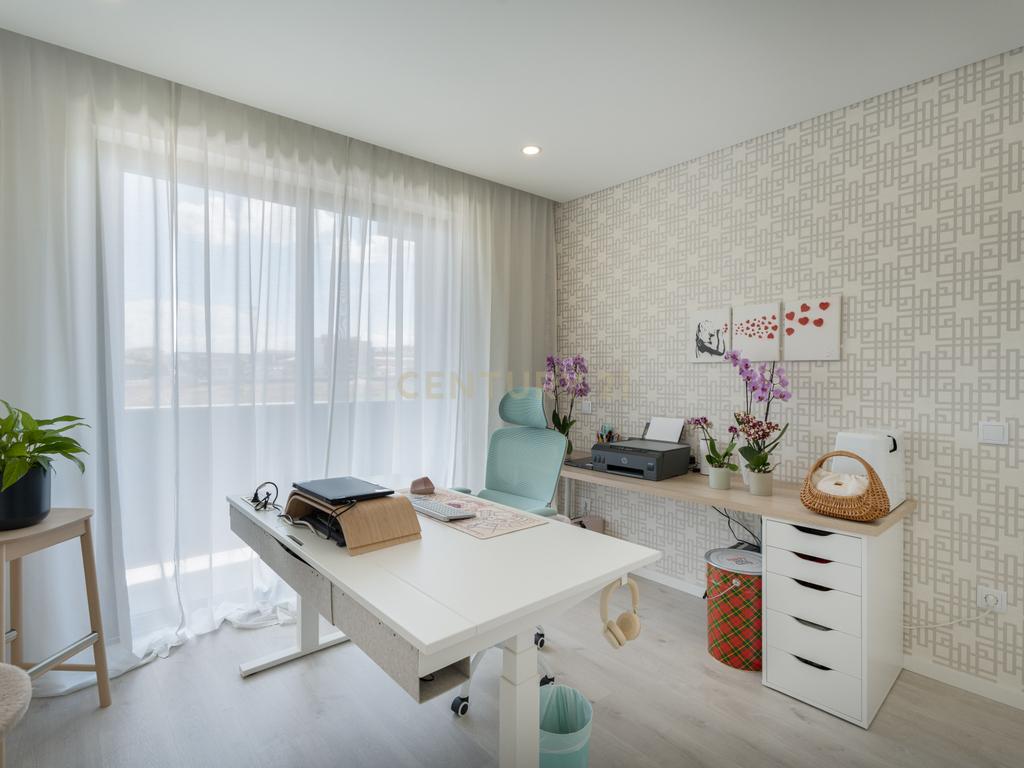Luxuoso Apartamento Novo com Vista Parque em Lousada - Image 31
