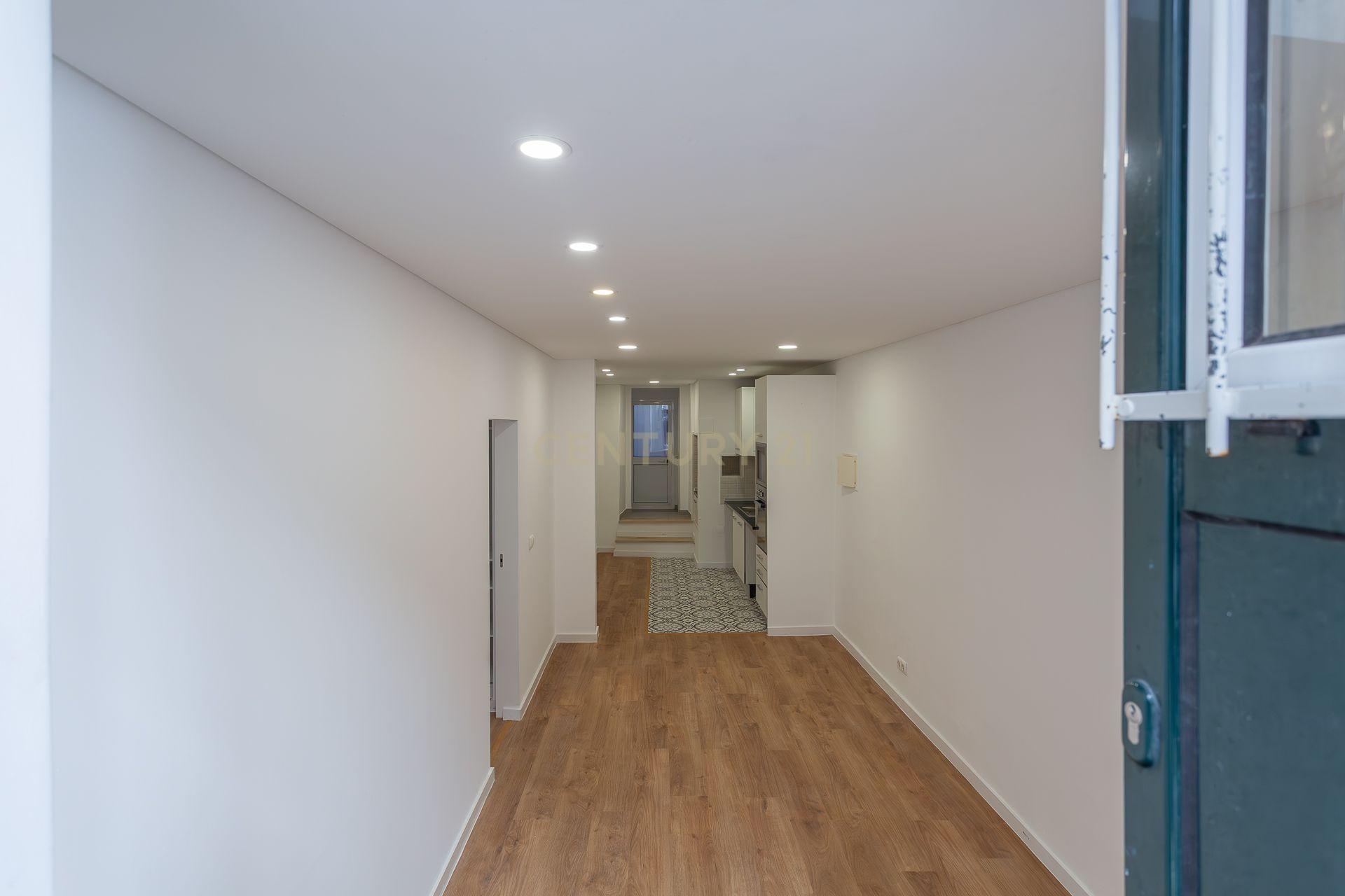 🏡 Apartamento T1+1 na Bica – Viva no coração histórico de Lisboa - Image 7