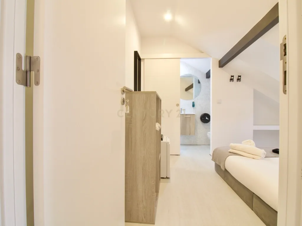 Apartamento Duplex em Alojamento Local - Almada - Image 31