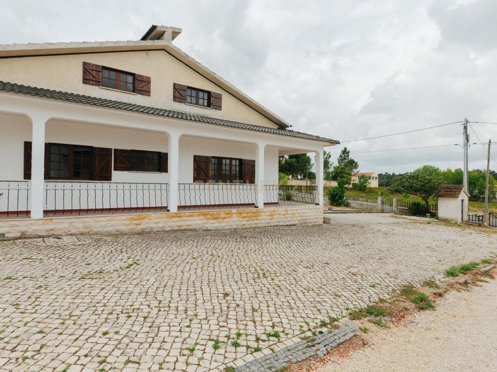 Moradia para Arrendamento — Conforto e Tranquilidade - Image 1