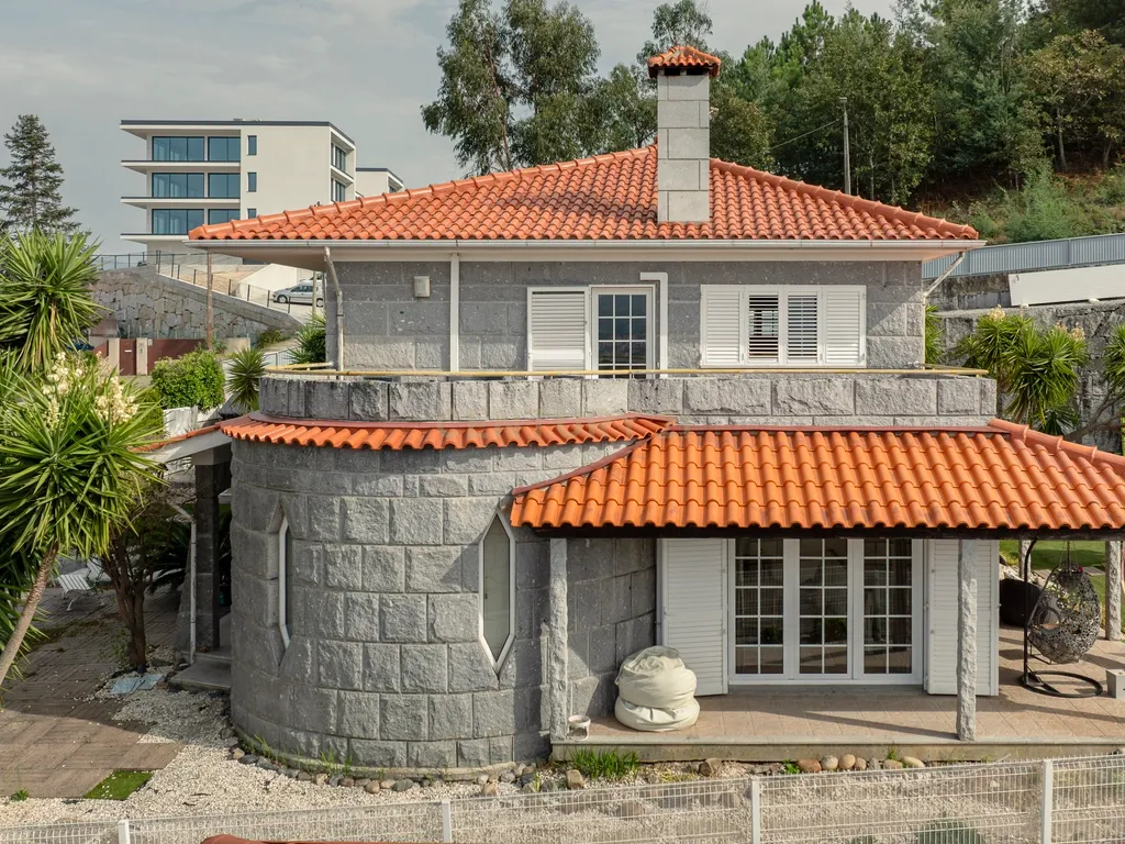 Moradia com Piscina, Vistas Panorâmicas e T2 Independente | São Gonçalo, Amarante - Image 47