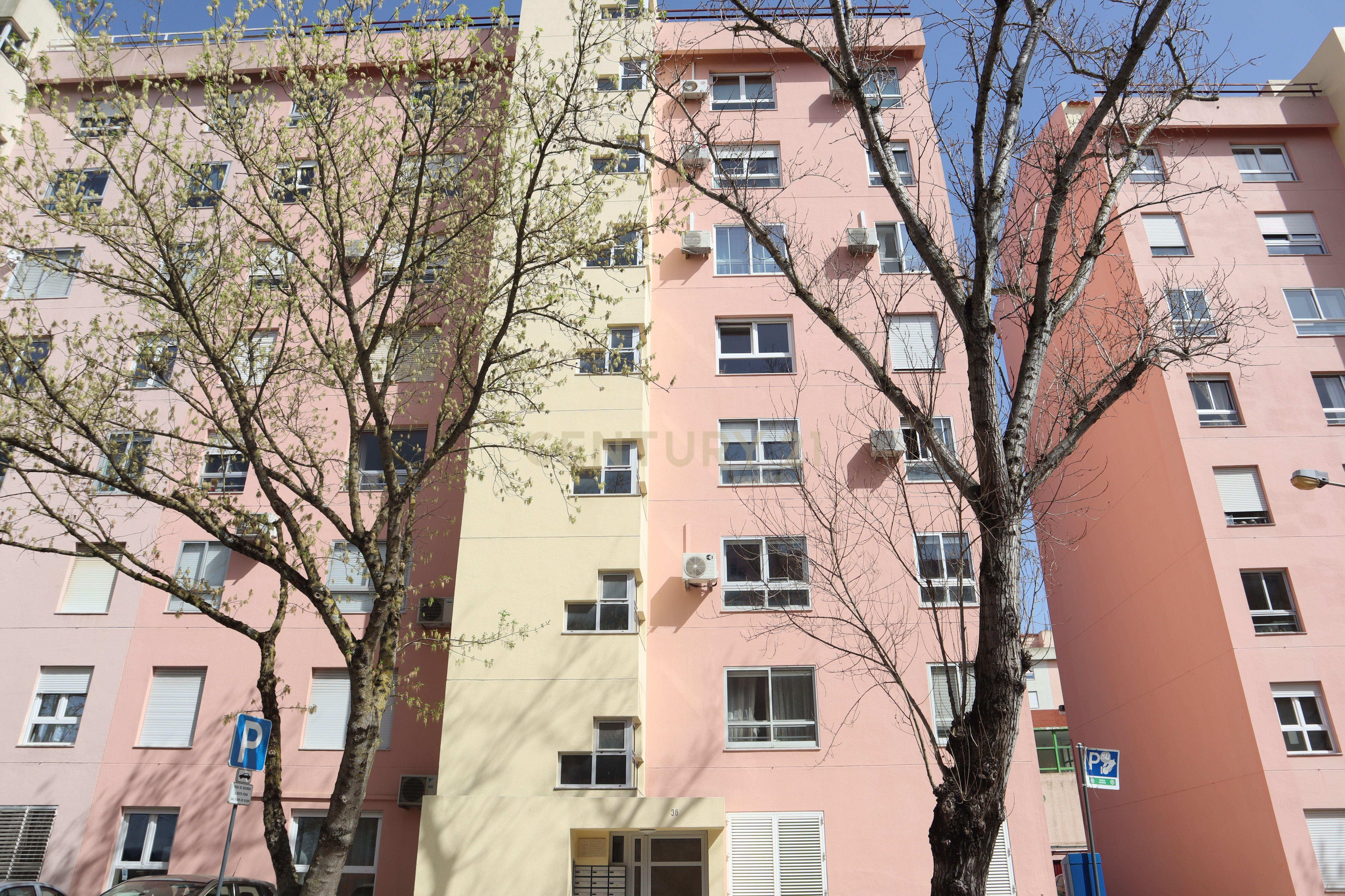 Apartamento T2 | Arrendamento | Telheiras - Image 12