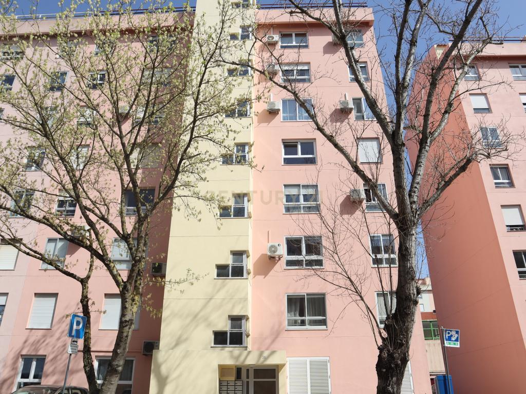 Apartamento T2 | Arrendamento | Telheiras - Image 12