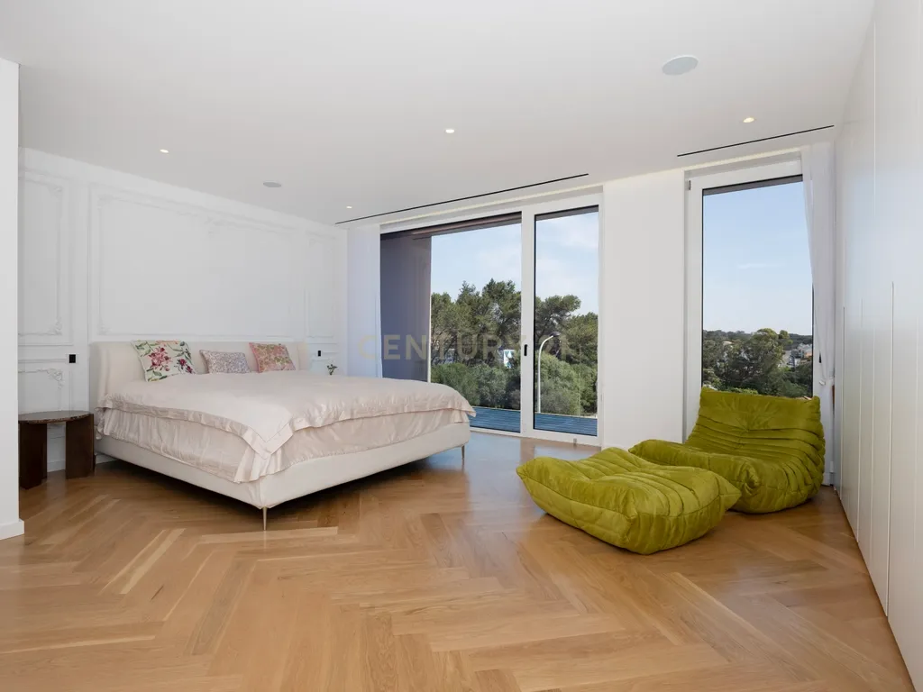 Moradia T5+1 Luxuosa no Estoril - Image 20