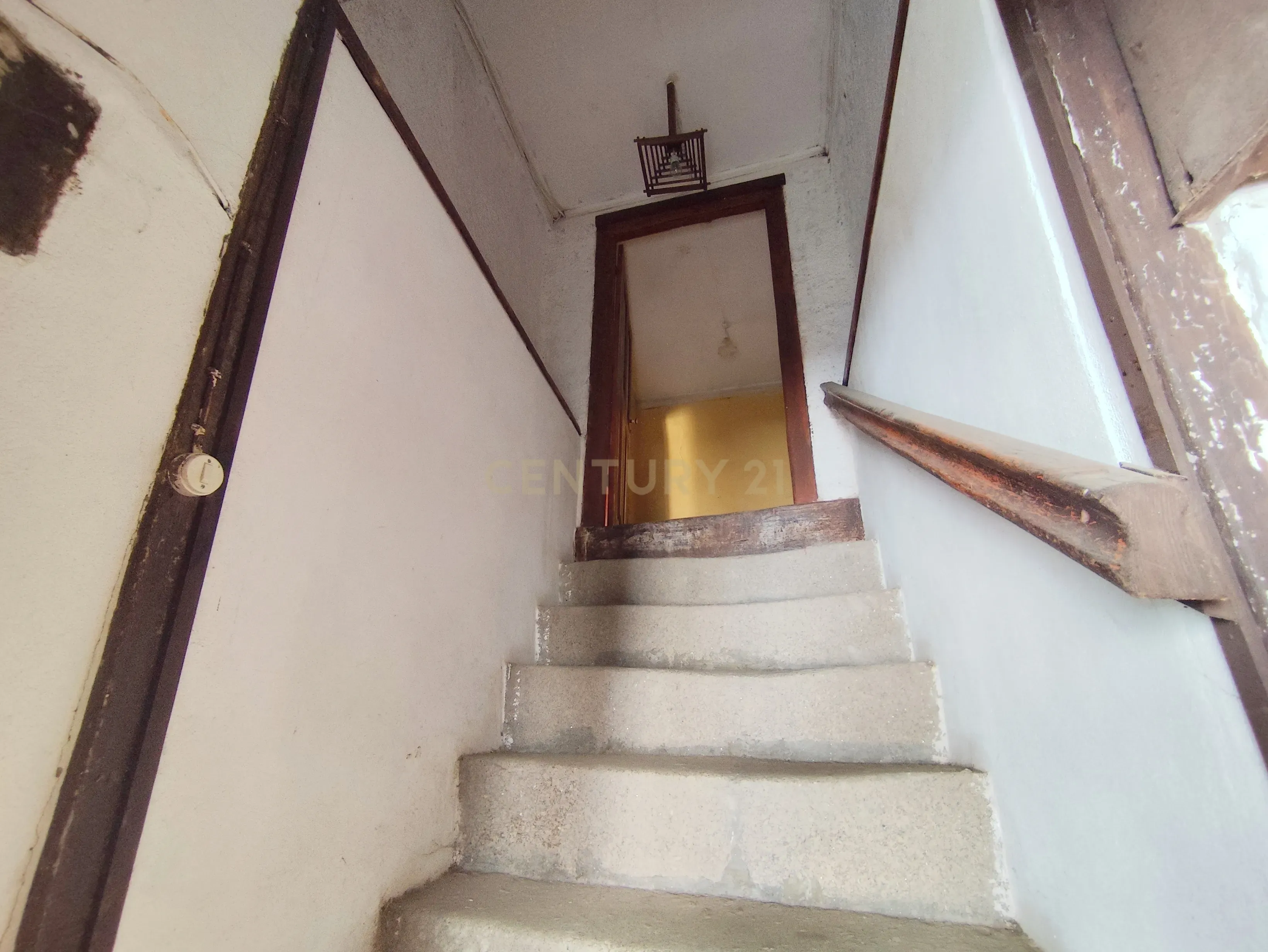 Fotografia 4 de Edifício para Recuperação no Centro de Murça com Vista para a Icónica Porca de Murça