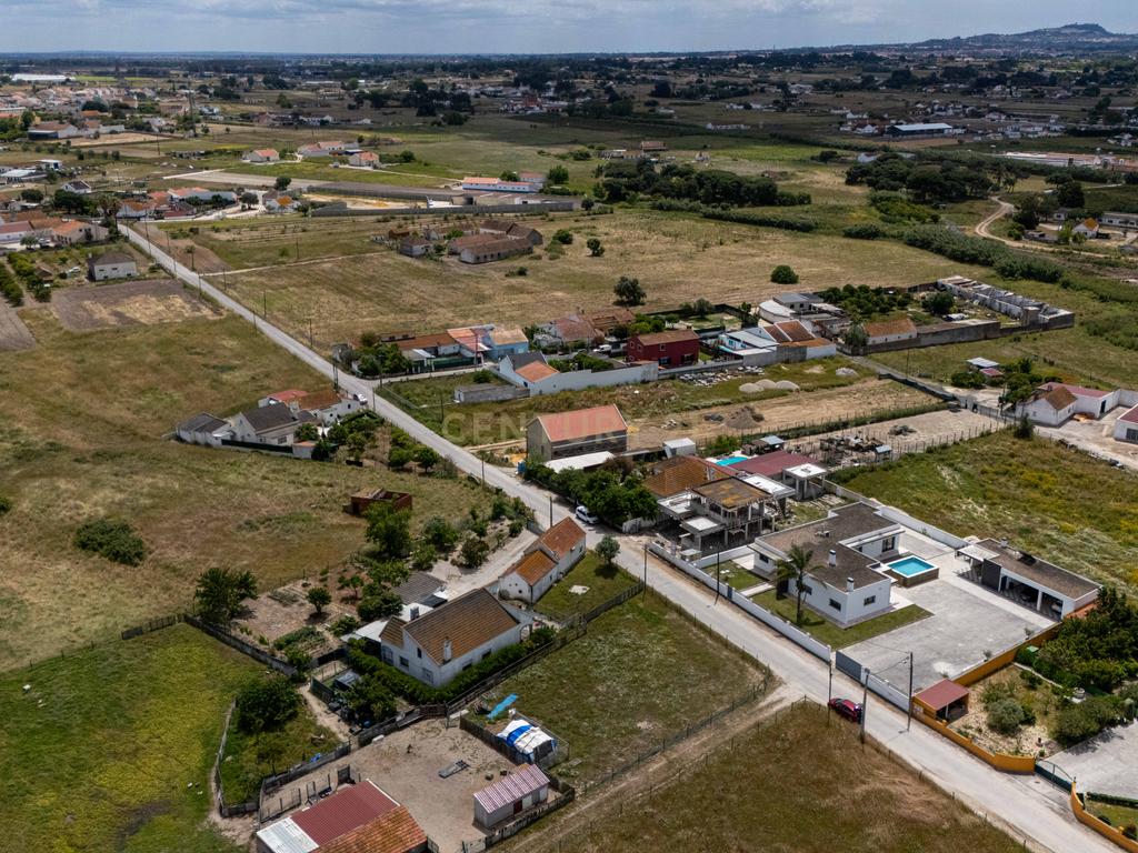 Moradia Térrea T4 no Montijo — Isolada, Moderna e com Piscina - Image 54