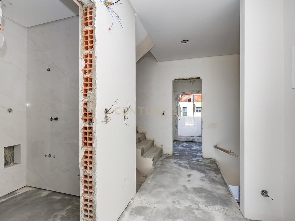 Moradia T4 com piscina em Caneças - Image 39