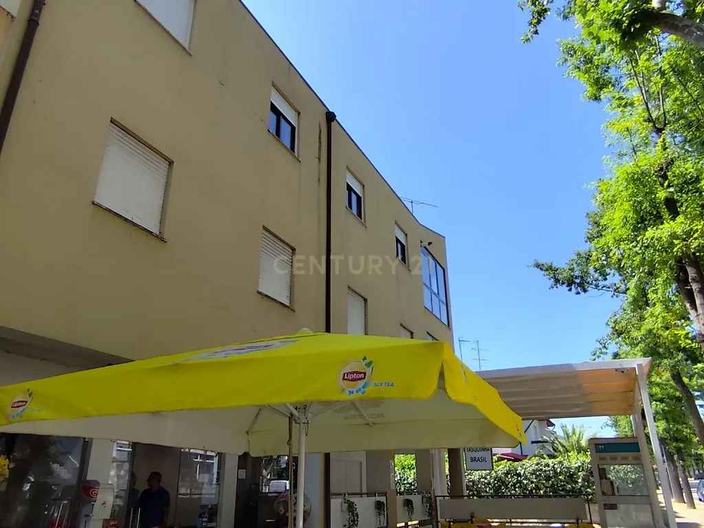Oportunidade Única, Sótão de 84m² para Recuperação - Image 16