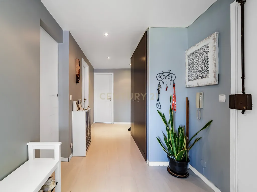 Apartamento T3 em Corroios - Alto do Moinho - Image 1