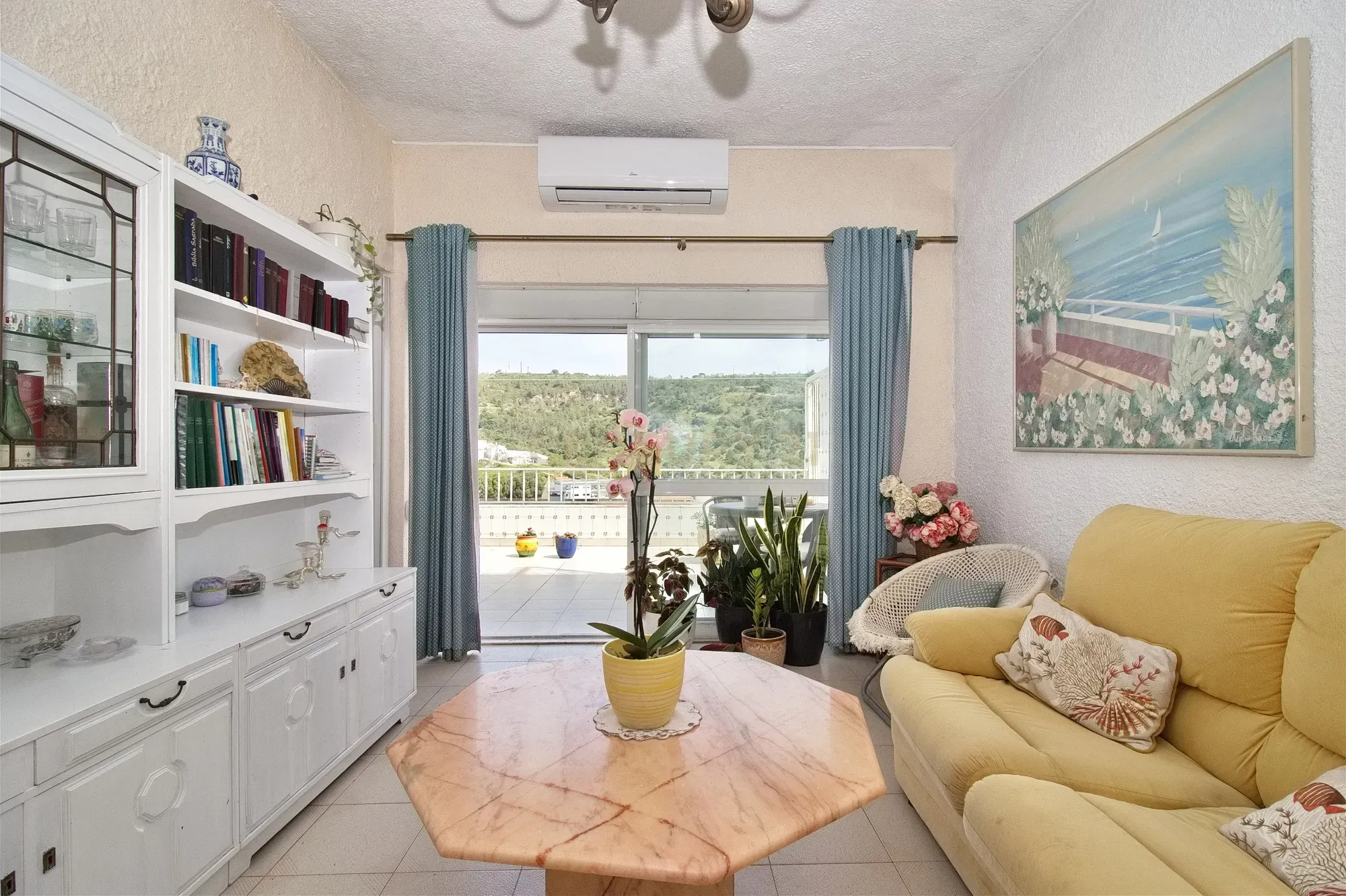Apartamento T1+2 na Histórica Aldeia do Castelo de Sesimbra - Image 8