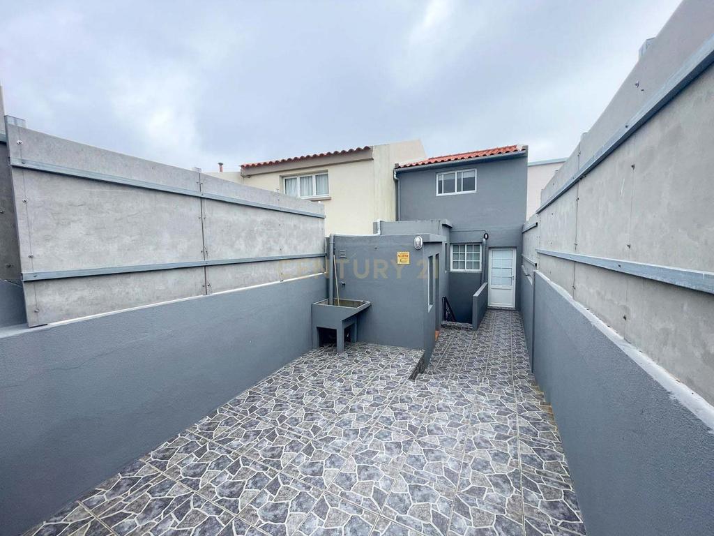 Casa Renovada (AL) com Vista Mar em São Roque - Ponta Delgada, São Miguel - Image 25