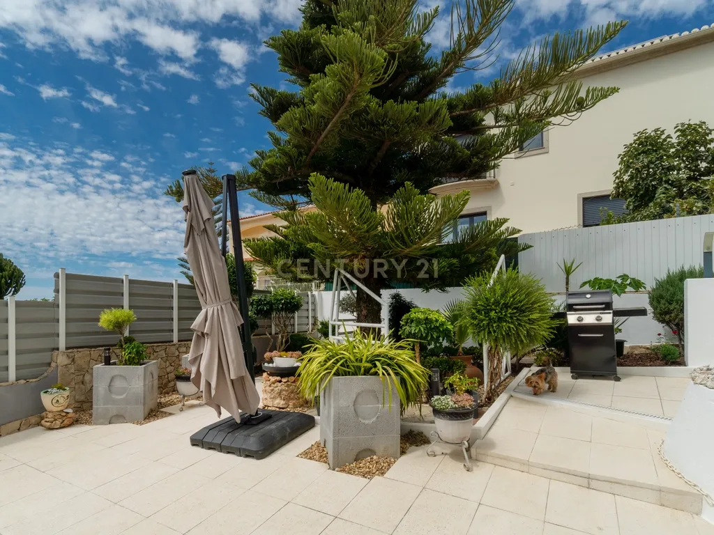 Moradia T5 com amplas áreas, jacuzzi e vista rio - Ferragudo - Image 26