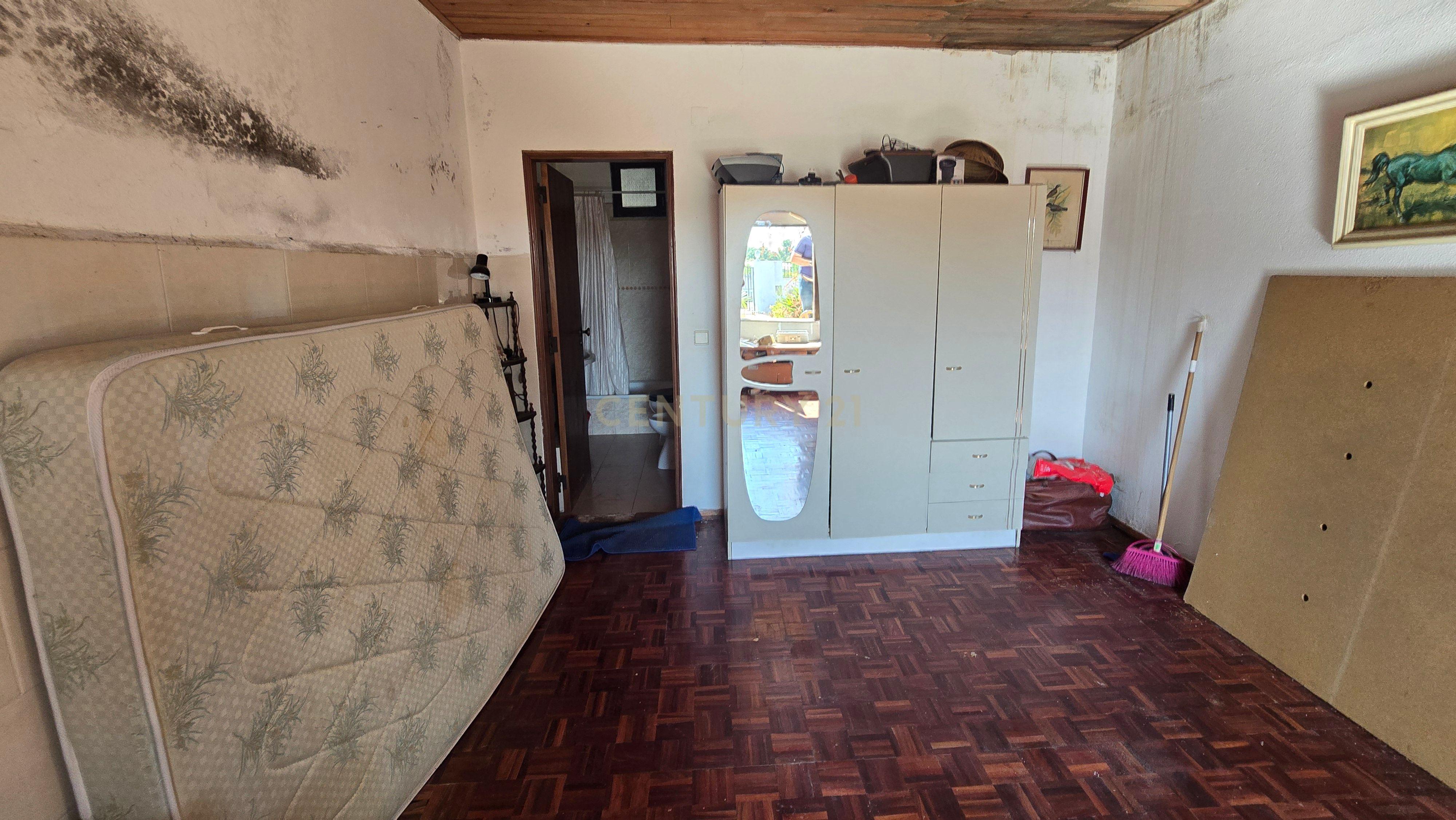 Fotografia 8 de Moradia em Terreno Amplo em Brejos de Azeitão
