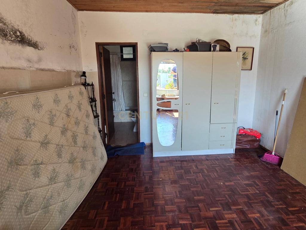 Moradia em Terreno Amplo em Brejos de Azeitão - Image 8