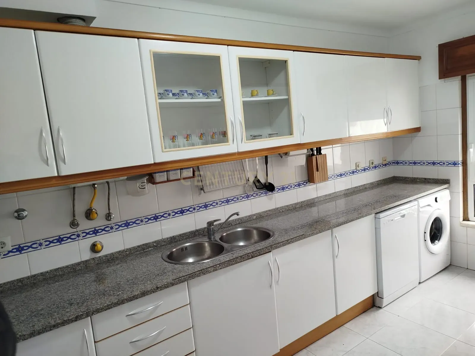 Apartamento T3 em Sintra: Conforto e Localização Privilegiada - Image 3