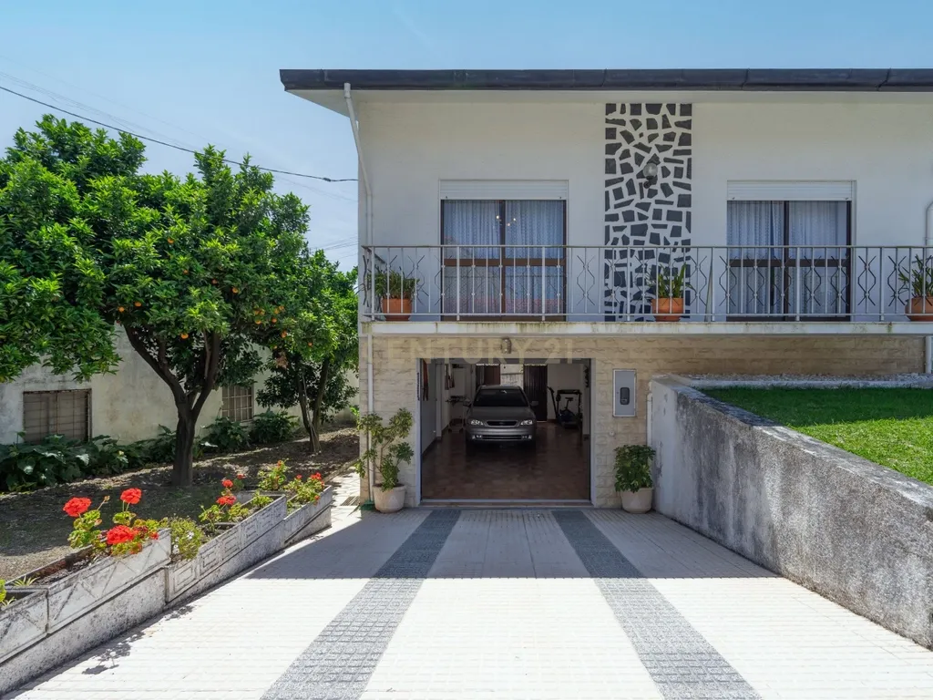 Moradia T3 com anexos e garagem para 3 carros – Canedo, Pampilhosa - Image 66