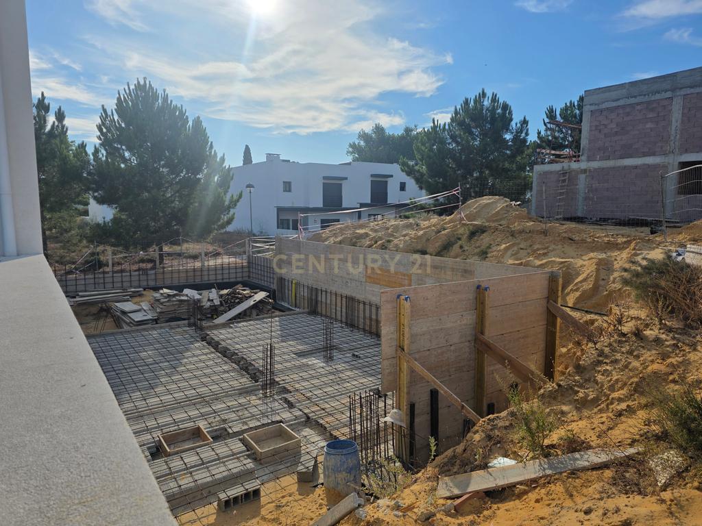 Moradia em Banda T3 | Maçã – Sesimbra - Image 8