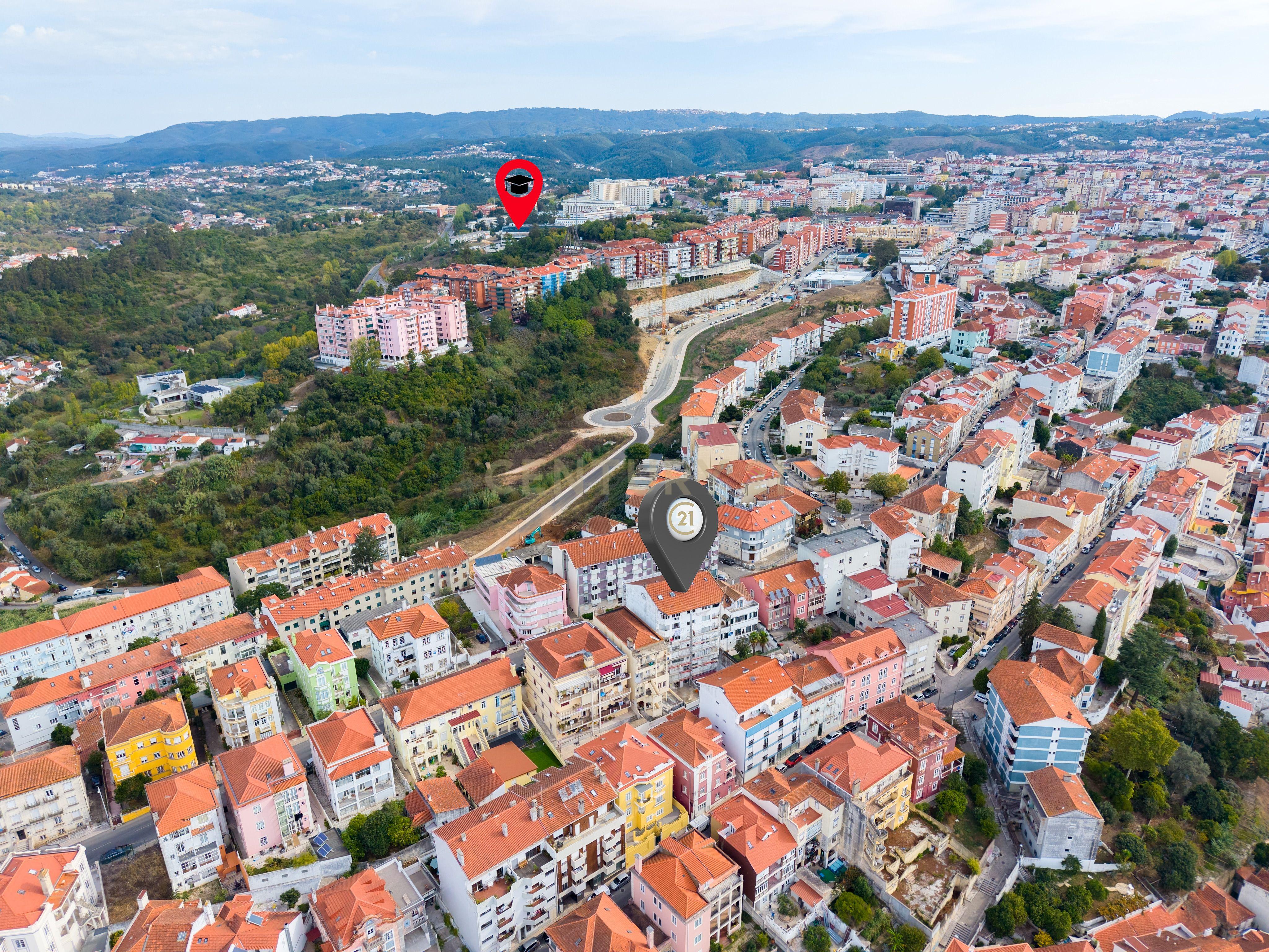 Apartamento T3 à venda em Coimbra (Sé Nova, Santa Cruz, Almedina e São Bartolomeu), Coimbra — foto 3