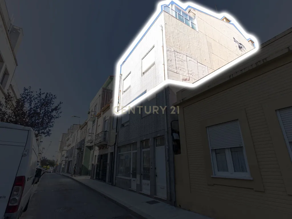 Apartamento T4 Duplex com terraço e logradouro | Matosinhos - Image 27