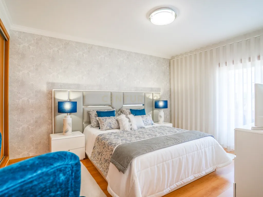 Moradia T4 Independente com Anexo | Lote 635 m² - Image 18