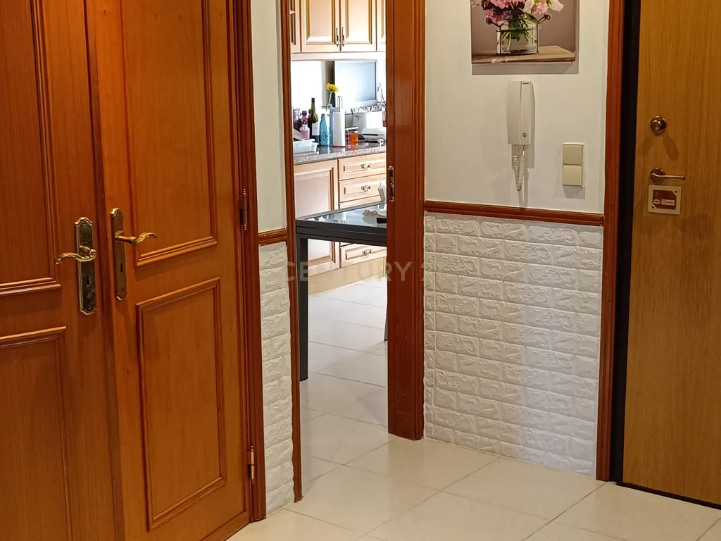 Andar de Moradia T3 com Jardim na Quinta do Conde - 290.000€ - Image 2