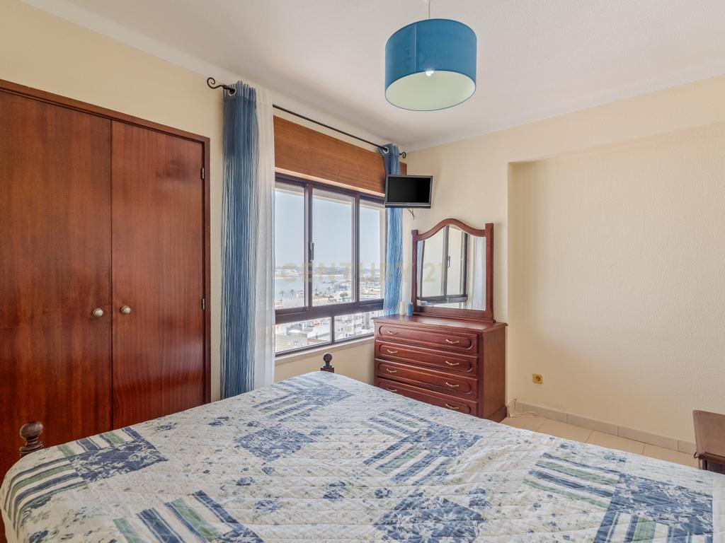 Apartamento T2 com vista rio, a 2 minutos da zona ribeirinha, em Portimão - Image 28