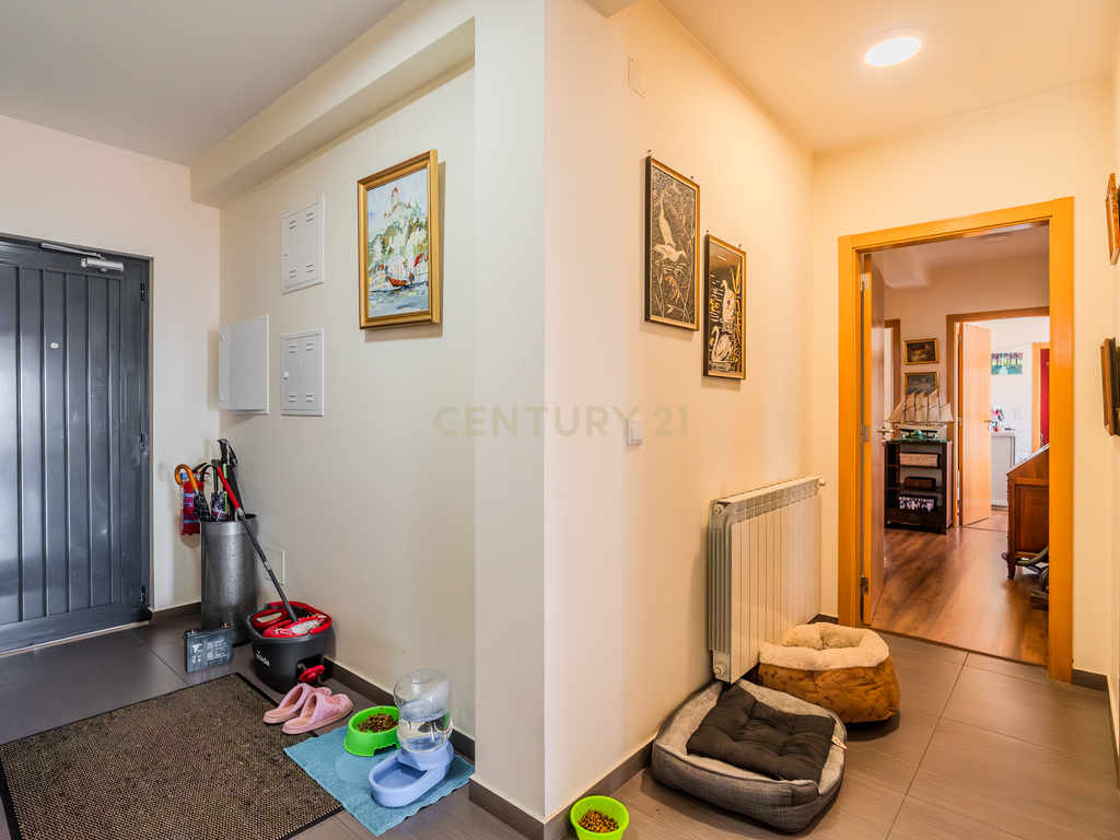 Moderna moradia geminada com vista mar - Ericeira - Image 9