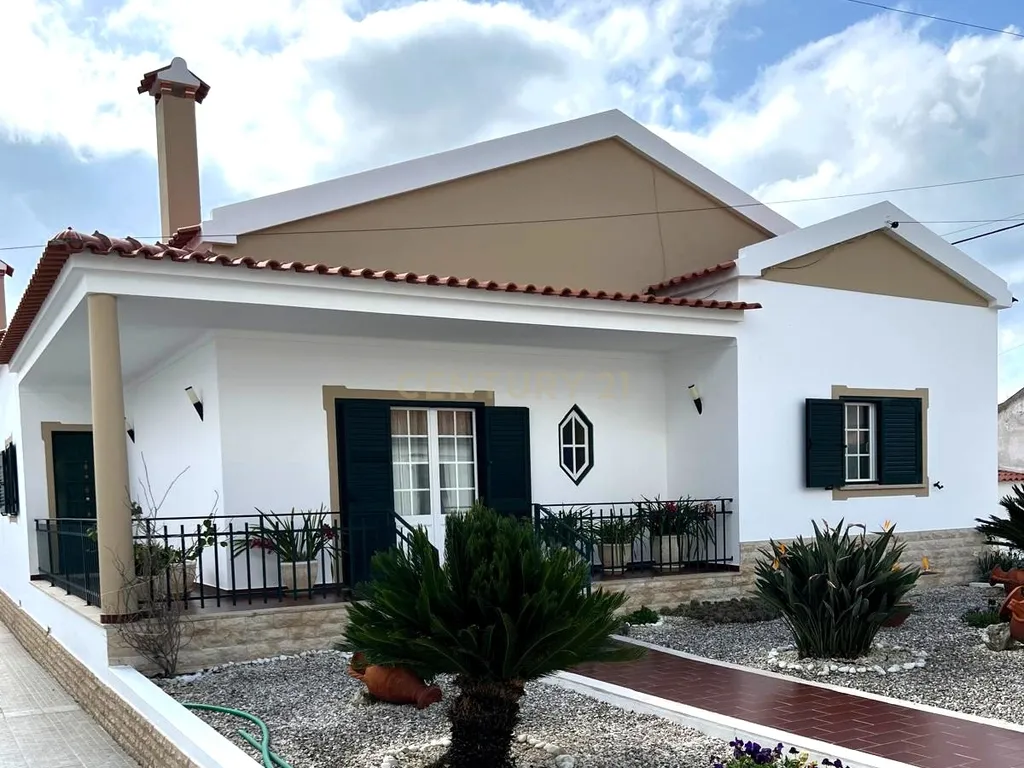 Casa T3 em Couço, Coruche - Oportunidade Única! - Image 30
