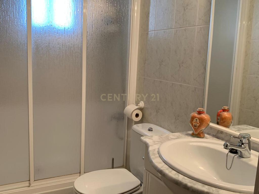  - Image 21