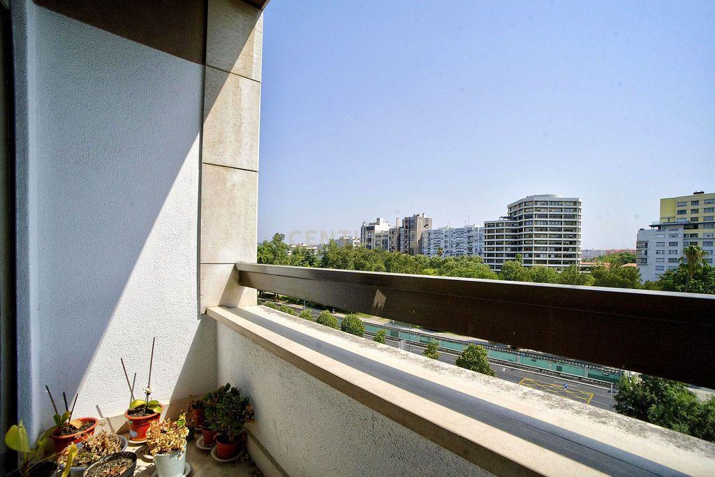 Fotografia 7 de Apartamento Moderno em Campo Grande, Lisboa - 4 Quartos e Vista Panorâmica