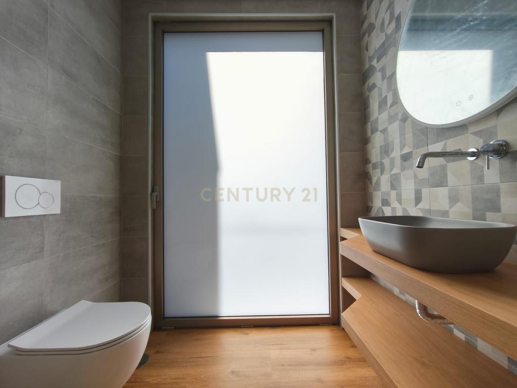 Luxuosa Moradia em Marinhas - Esposende com Vista para a Montanha e Piscina - Image 10