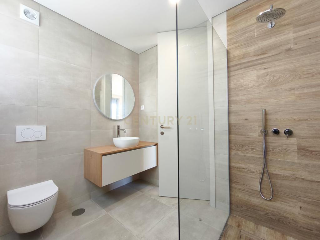 Luxuosa Moradia em Marinhas - Esposende com Vista para a Montanha e Piscina - Image 16