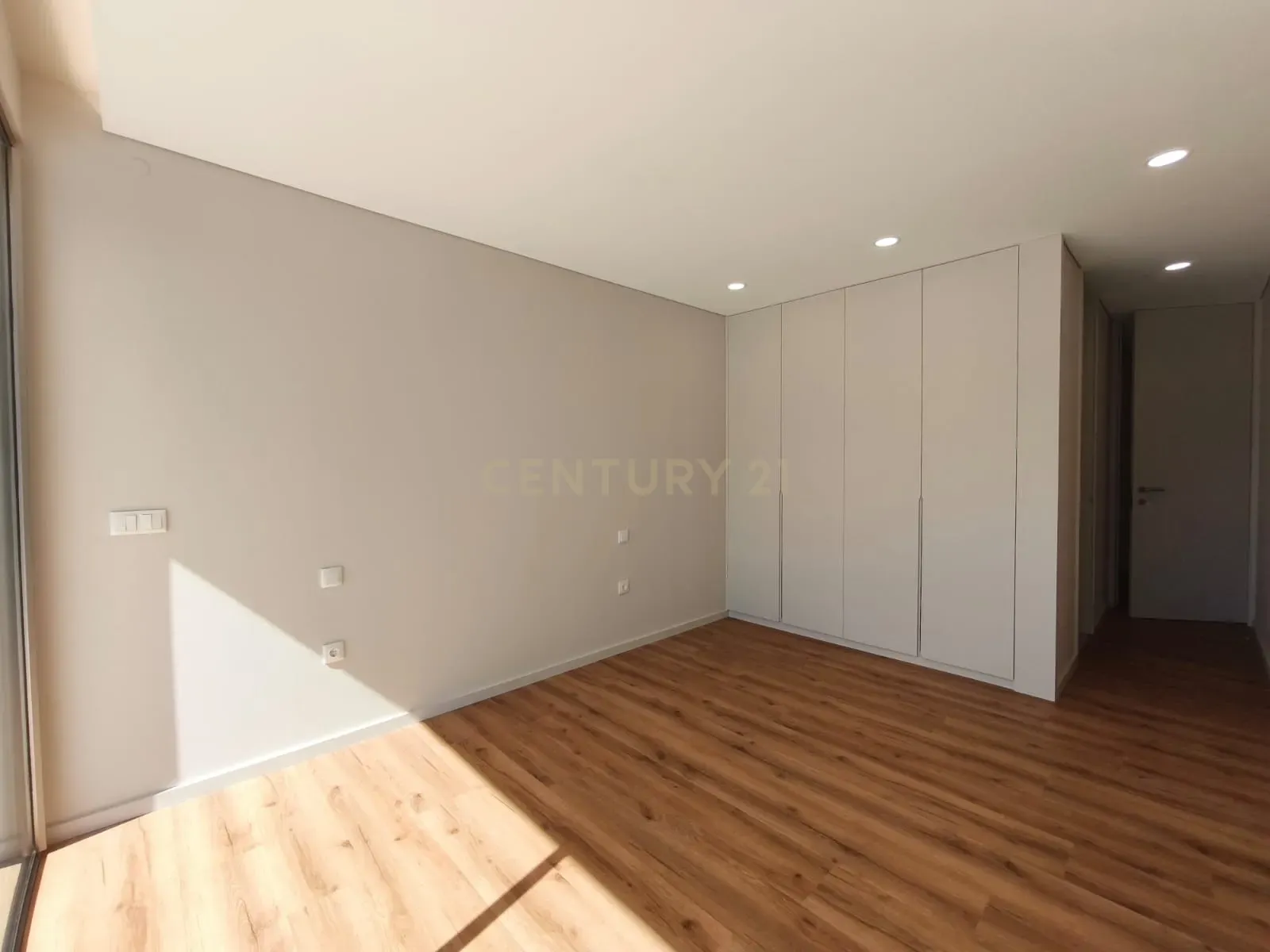 Luxuosa Moradia em Marinhas - Esposende com Vista para a Montanha e Piscina - Image 15