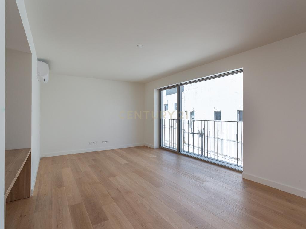 Apartamento T1 – Novo a Estrear | O’Living Olivais – Jardins Cristo Rei - Image 8