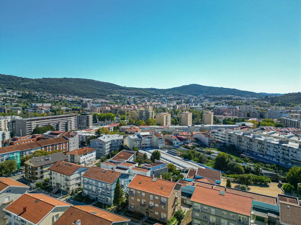 Apartamento T2 Braga - Image 26
