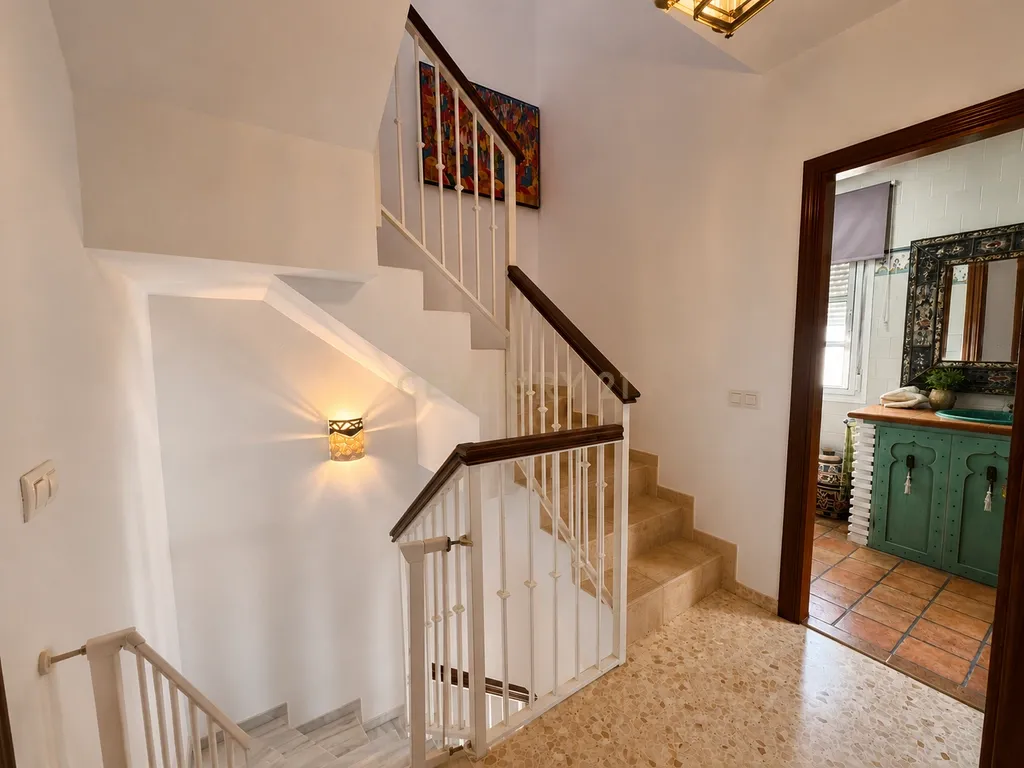 ¡¡¡ UMA CASA PERFEITA PARA FAMÍLIAS 19 MINUTOS DE MÁLAGA !!! - Image 17