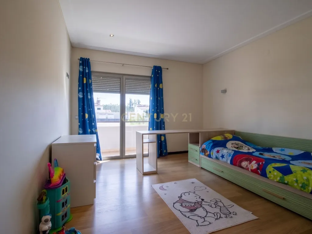 T3 com Terraço de 63 m² e Garagem de 70 m² | Comeira, Marinha Grande - Image 23