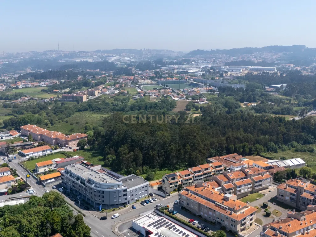Apartamento T1 em Vila Nova de Gaia, com lugar de garagem - Image 24