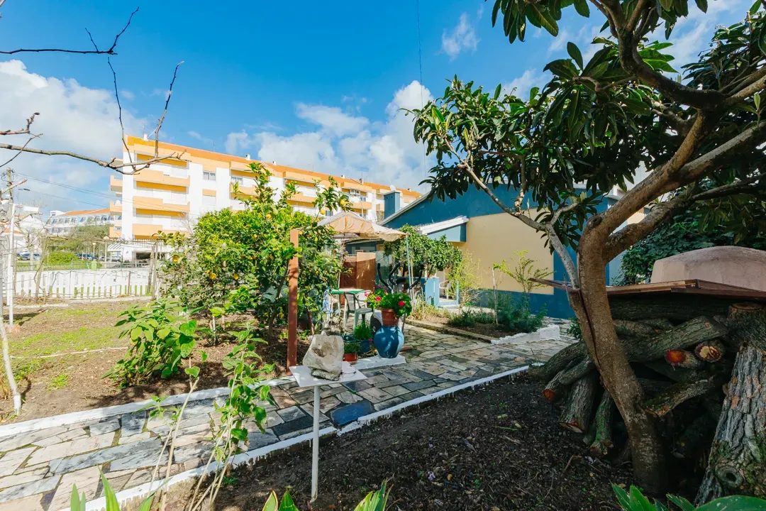 Montijo/Excelente Lote de Terreno com 1056m2 e Moradias para Remodelacao. - Image 31