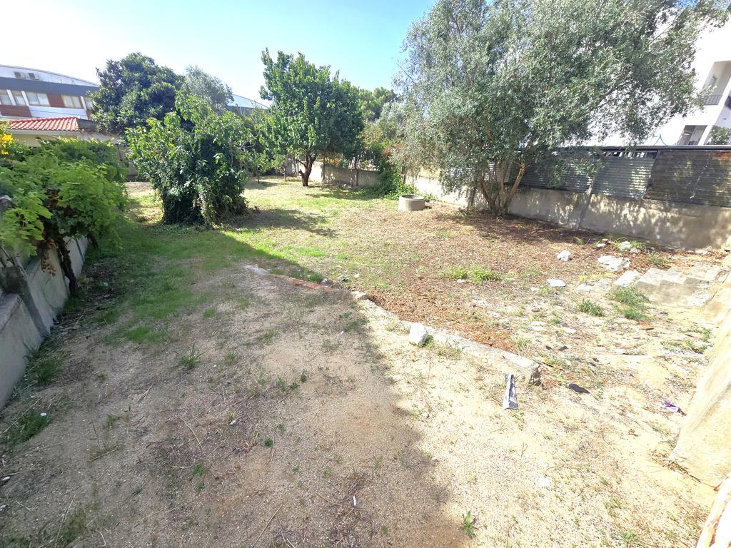 Terreno de 443m2 com garagem no Feijó ideal para construção de moradia isolada - Image 4