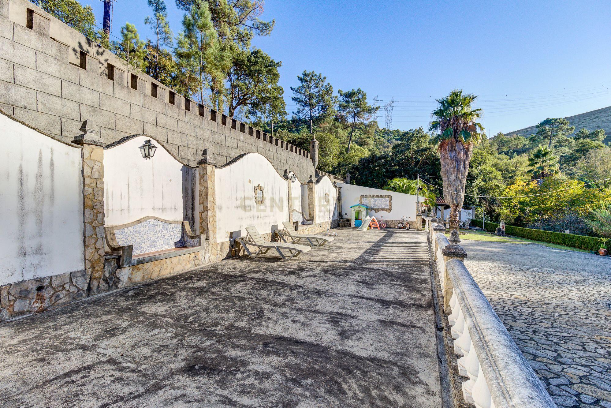 Quinta Rústica em Bucelas, com terreno de 4500m2 - Image 8