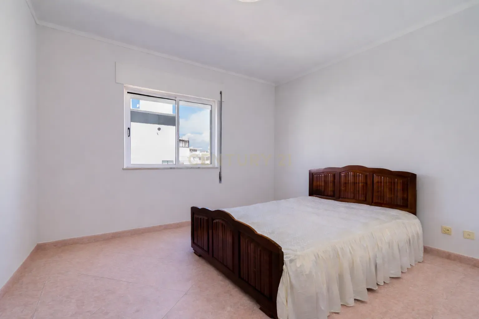 Fotografia 10 de Apartamento T3 a 300m da Praia em Quarteira