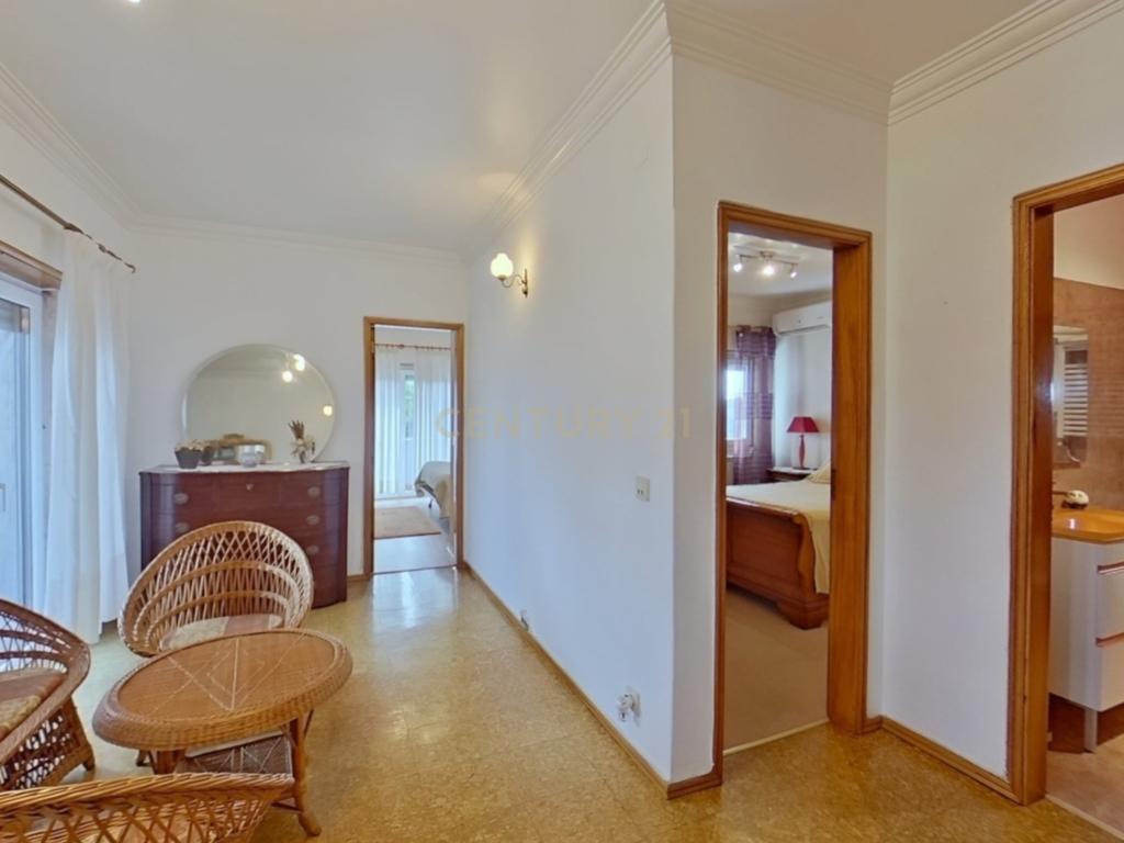 Usufruto Vitalício - Excelente Oportunidade de Investimento | Moradia Isolada T3 - Image 10