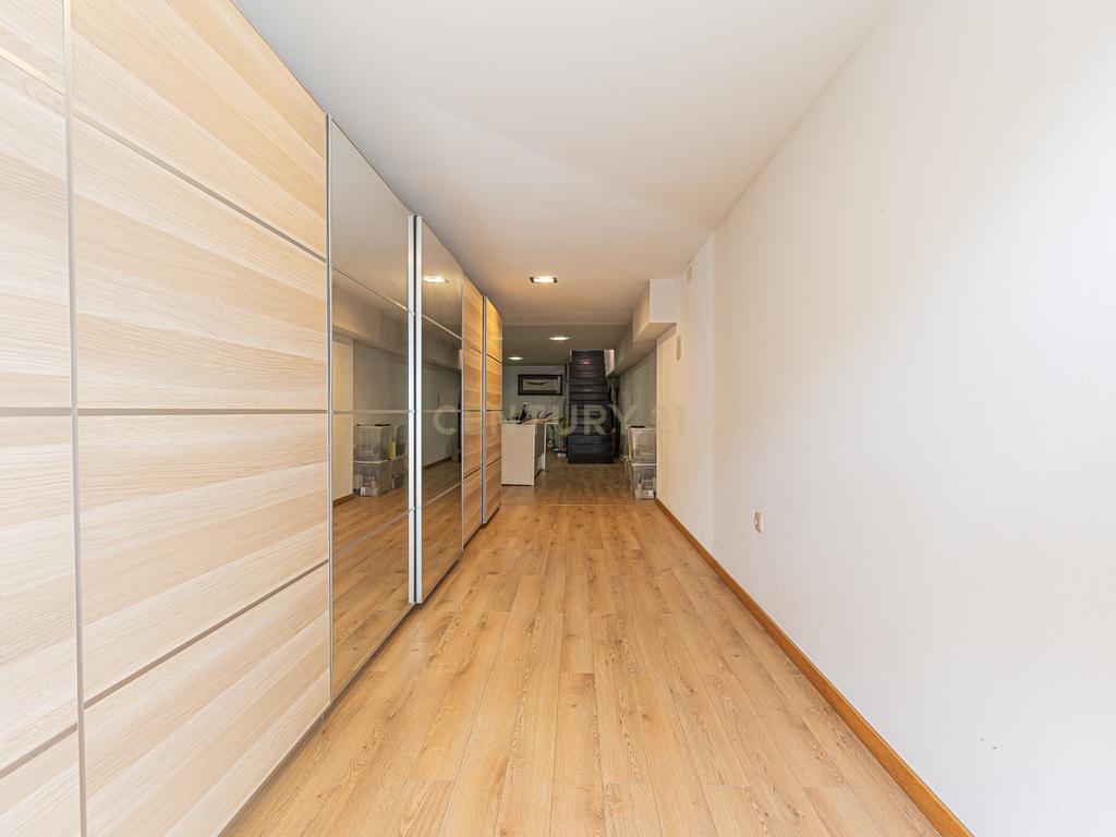 ✨ Moradia T4 de Luxo em Condomínio Exclusivo – Santo Antão do Tojal, Loures - Image 33